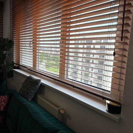 Cozy Apartment With Nice Balcony Seating, 9Th Floor, Parking Pressburg Exterior foto