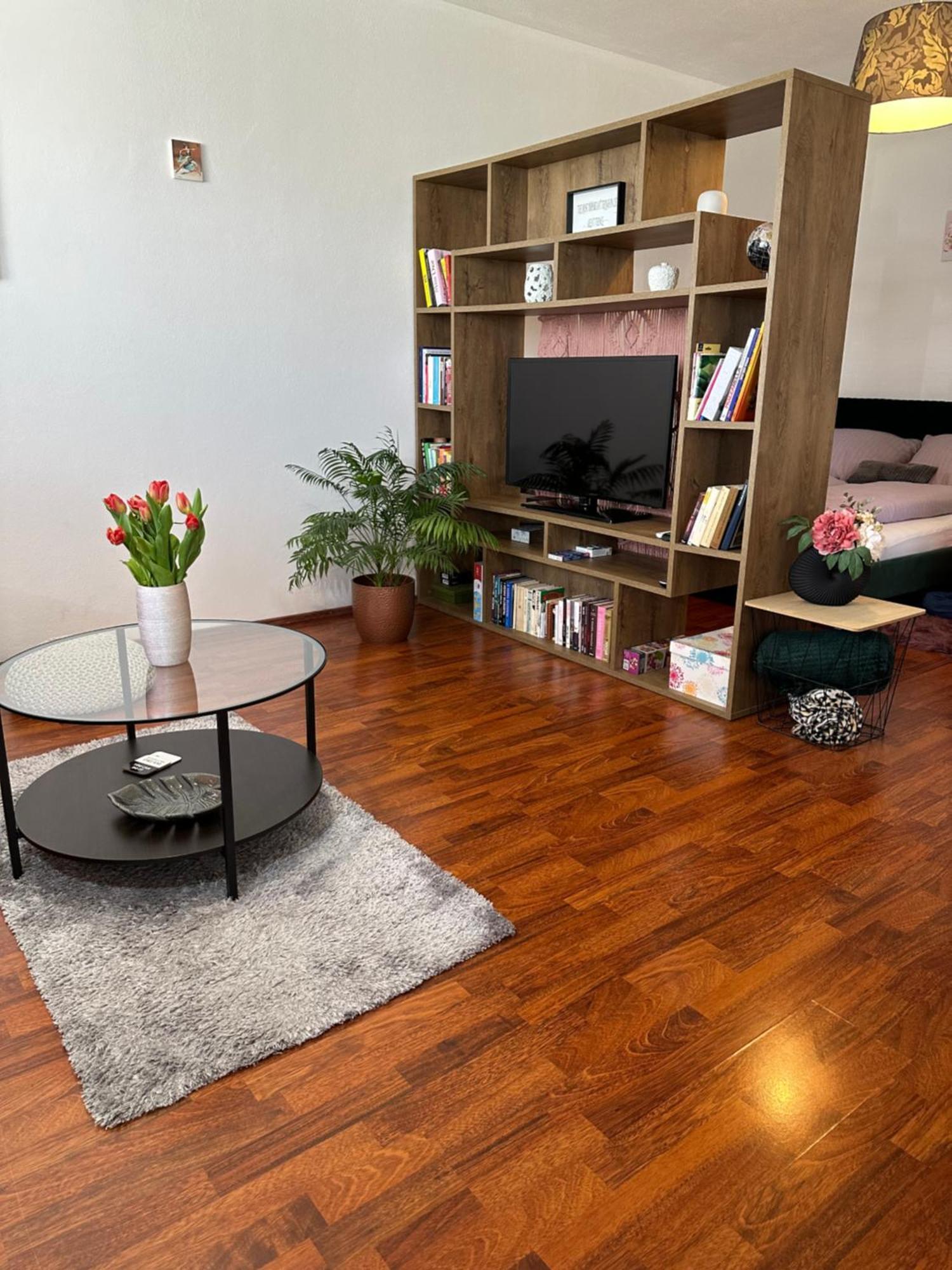 Cozy Apartment With Nice Balcony Seating, 9Th Floor, Parking Pressburg Exterior foto